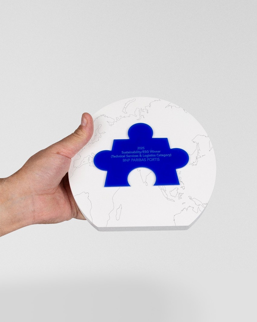 Troféu feito por medida fabricado pela Sustain Awards para Nitto ATP Finals, 2025