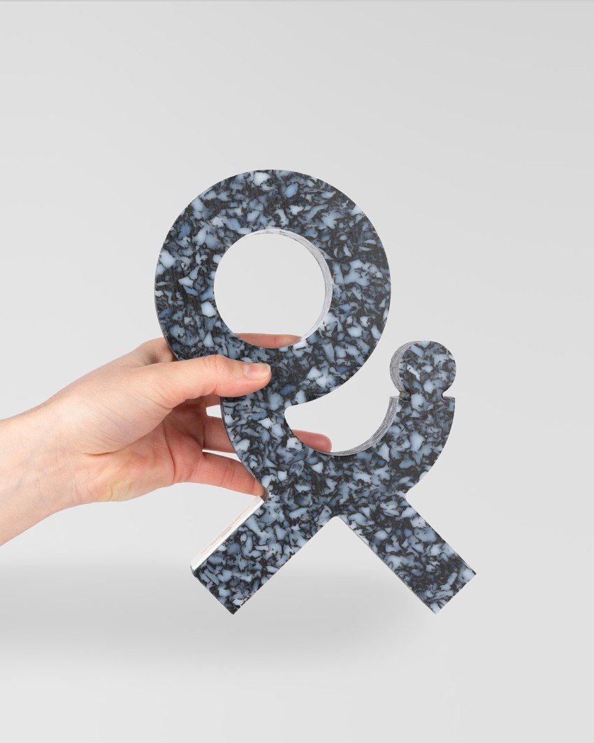 Troféu feito por medida fabricado pela Sustain Awards para Prémios GENIO Vocento, 2025