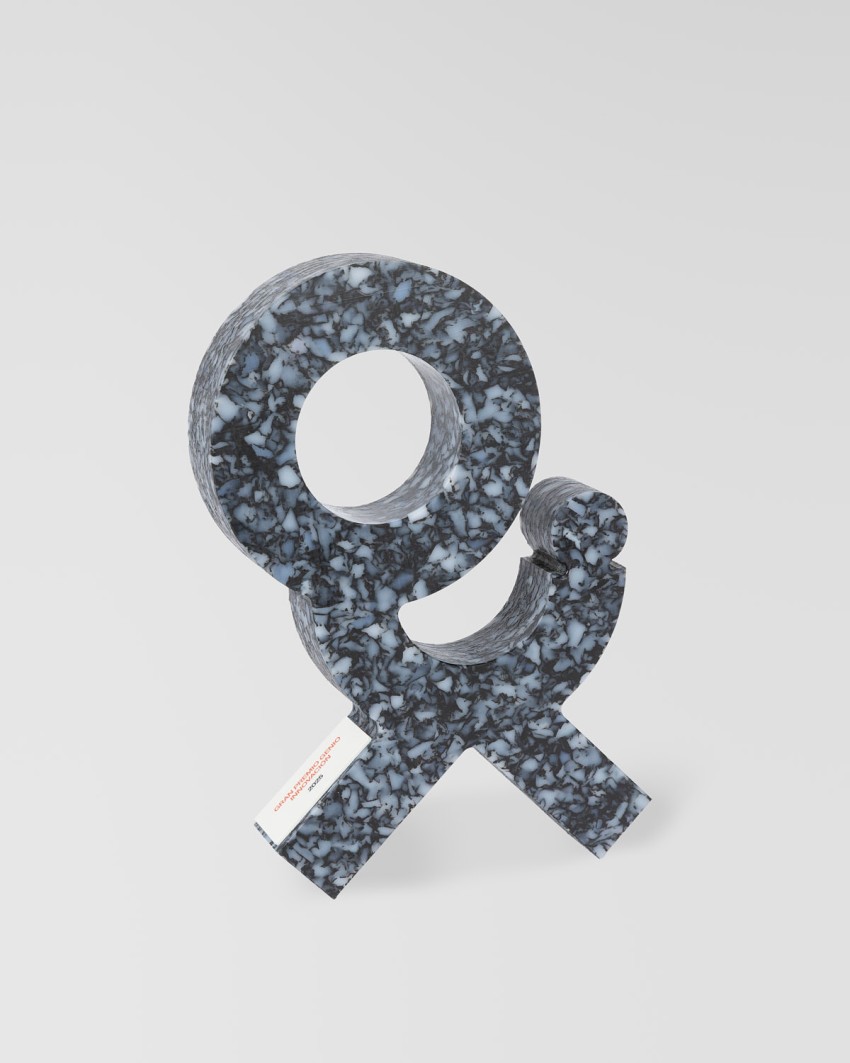 Troféu feito por medida fabricado pela Sustain Awards para Prémios GENIO Vocento, 2025