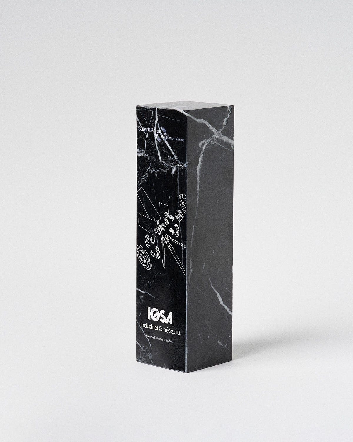 Trophy personalization example NERO Totem Sustain Awards