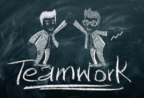 Presentes para colaboradores: 12 ideias criativas que motivam e fidelizam